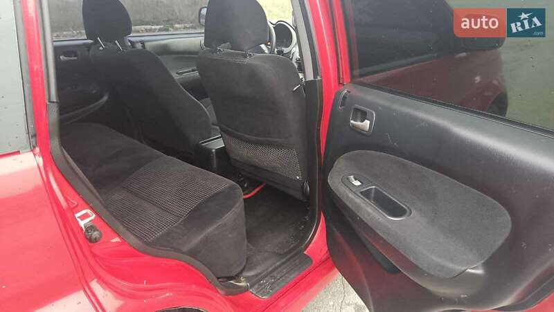 Внедорожник / Кроссовер Honda HR-V 2005 в Кролевце