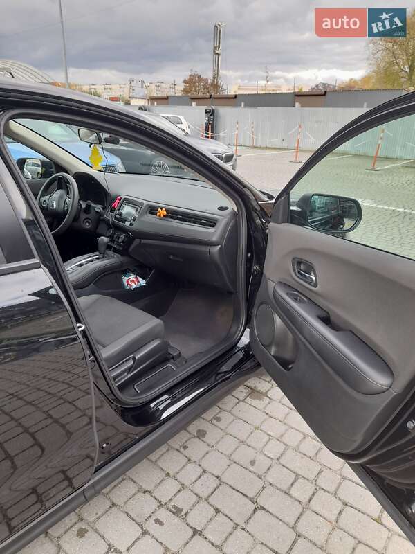 Внедорожник / Кроссовер Honda HR-V 2018 в Львове фото 9 Внедорожник / Кроссовер Honda HR-V 2018 в Львове