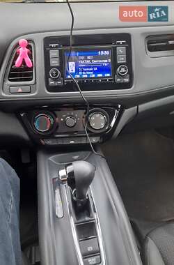 Позашляховик / Кросовер Honda HR-V 2018 в  фото 14 Позашляховик / Кросовер Honda HR-V 2018 в