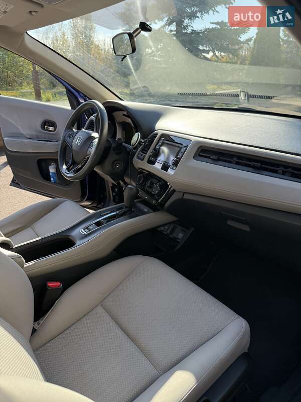 Внедорожник / Кроссовер Honda HR-V 2015 в Киеве фото 8 Внедорожник / Кроссовер Honda HR-V 2015 в Киеве