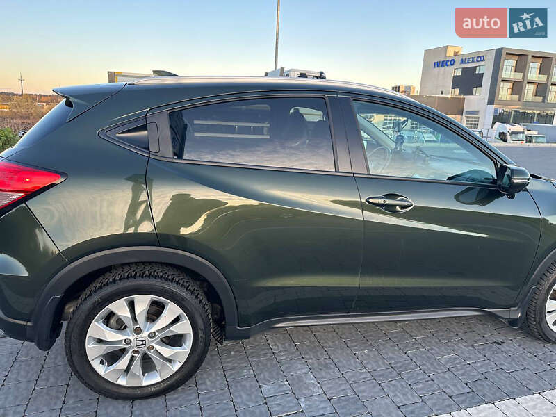 Позашляховик / Кросовер Honda HR-V 2016 в Львові фото 8 Позашляховик / Кросовер Honda HR-V 2016 в Львові