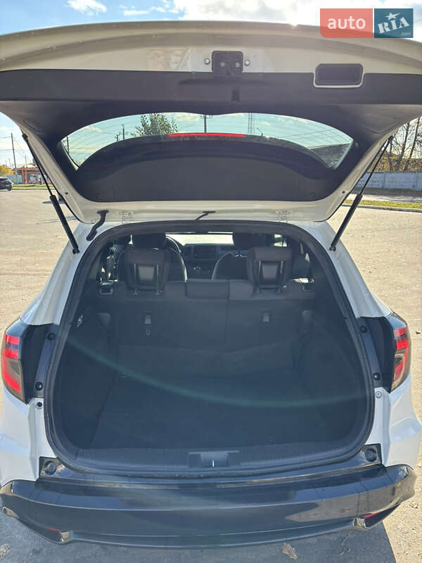 Внедорожник / Кроссовер Honda HR-V 2021 в Буче фото 11 Внедорожник / Кроссовер Honda HR-V 2021 в Буче