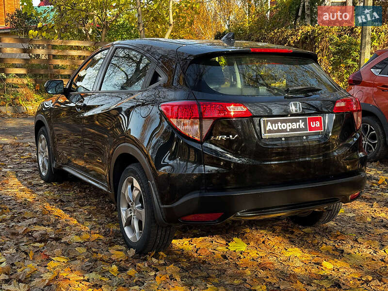 Внедорожник / Кроссовер Honda HR-V 2018 в Киеве