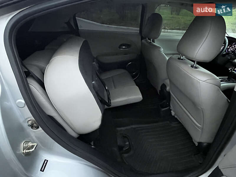 Внедорожник / Кроссовер Honda HR-V 2016 в Кривом Роге фото 12 Внедорожник / Кроссовер Honda HR-V 2016 в Кривом Роге