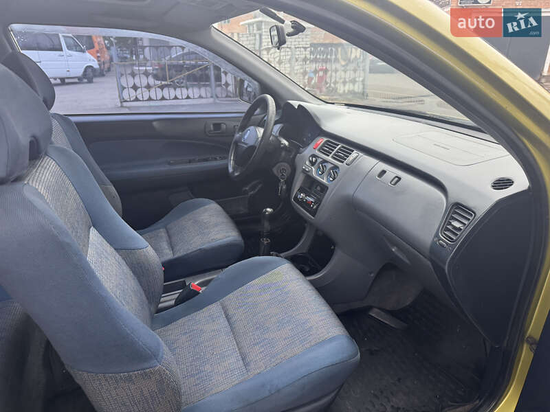 Позашляховик / Кросовер Honda HR-V 1999 в Лубнах фото 26 Позашляховик / Кросовер Honda HR-V 1999 в Лубнах