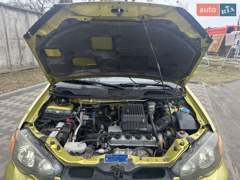 Позашляховик / Кросовер Honda HR-V 1999 в Лубнах фото 32 Позашляховик / Кросовер Honda HR-V 1999 в Лубнах