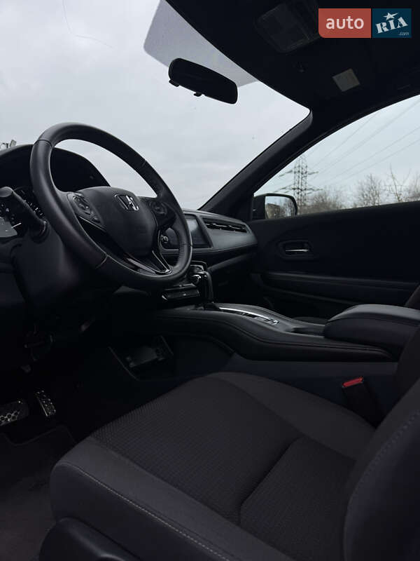 Внедорожник / Кроссовер Honda HR-V 2021 в Львове