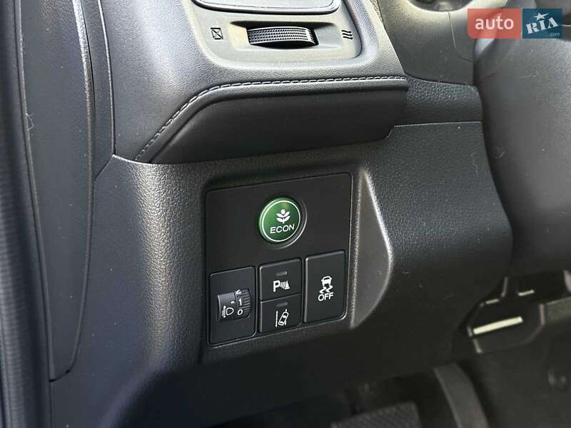 Внедорожник / Кроссовер Honda HR-V 2018 в Киеве