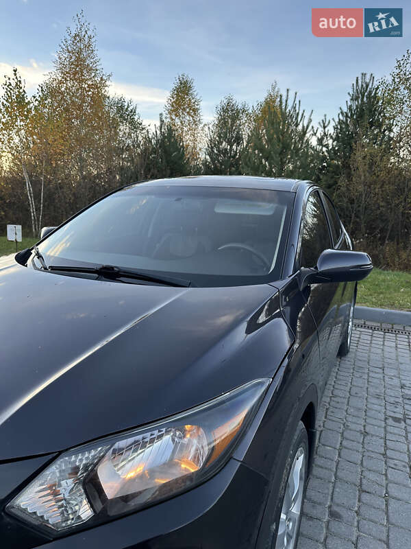 Позашляховик / Кросовер Honda HR-V 2016 в Миколаєві фото 4 Позашляховик / Кросовер Honda HR-V 2016 в Миколаєві