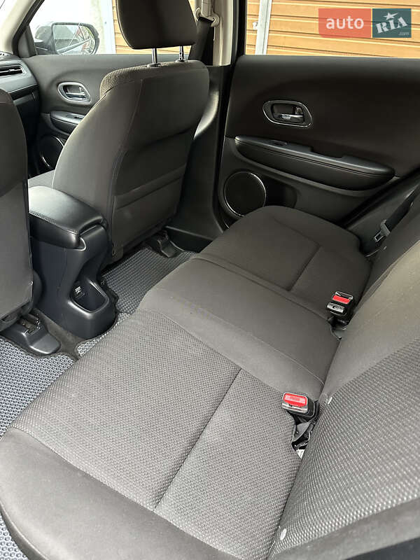 Позашляховик / Кросовер Honda HR-V 2016 в Миколаєві фото 26 Позашляховик / Кросовер Honda HR-V 2016 в Миколаєві