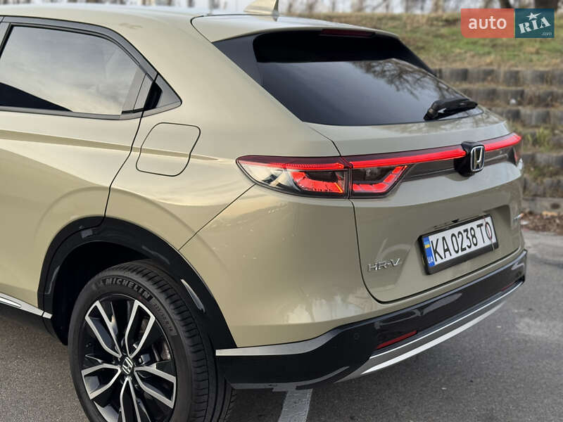 Внедорожник / Кроссовер Honda HR-V 2023 в Киеве