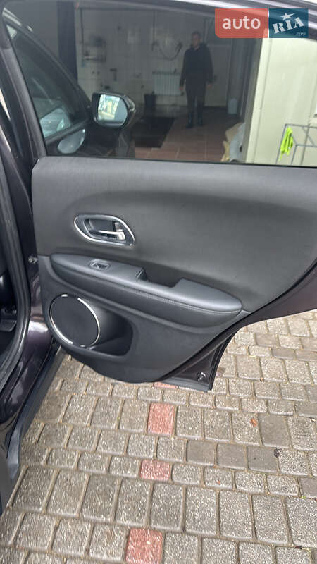 Внедорожник / Кроссовер Honda HR-V 2018 в Николаеве