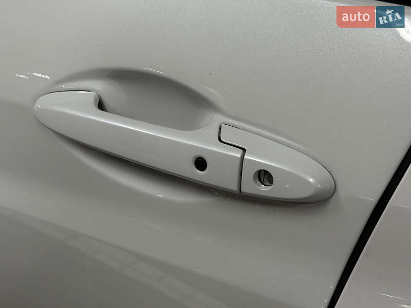 Позашляховик / Кросовер Honda HR-V 2021 в Києві фото 15 Позашляховик / Кросовер Honda HR-V 2021 в Києві