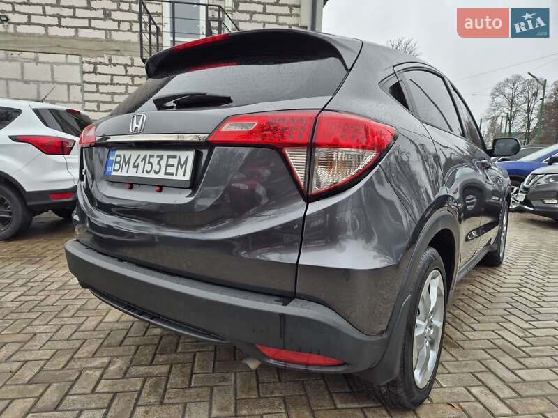 Внедорожник / Кроссовер Honda HR-V 2018 в Сумах