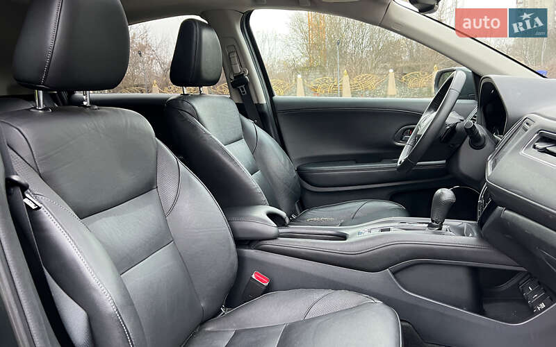 Позашляховик / Кросовер Honda HR-V 2017 в Львові