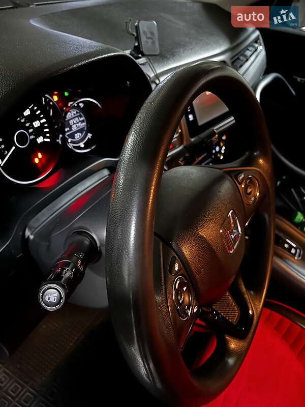 Позашляховик / Кросовер Honda HR-V 2015 в Одесі