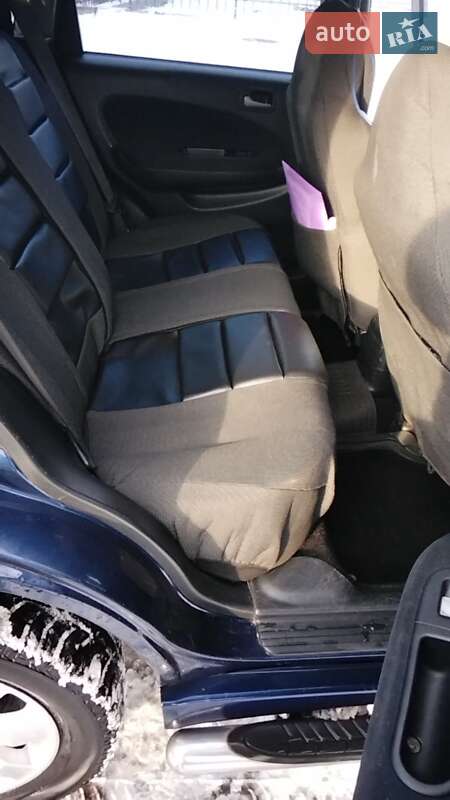 Позашляховик / Кросовер Honda HR-V 2004 в Рівному