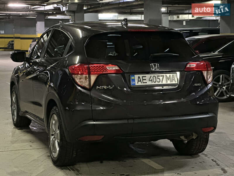 Внедорожник / Кроссовер Honda HR-V 2017 в Днепре