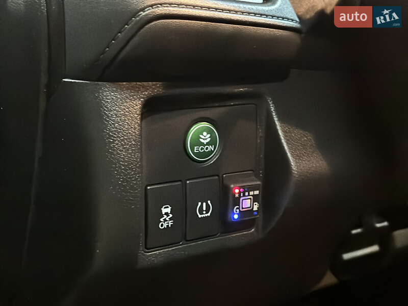 Внедорожник / Кроссовер Honda HR-V 2017 в Днепре