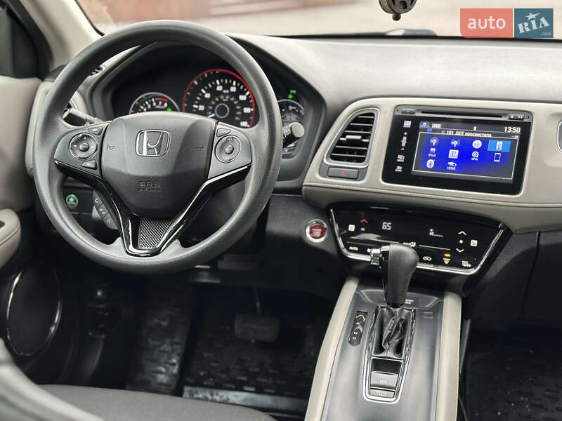 Внедорожник / Кроссовер Honda HR-V 2017 в Днепре фото 36 Внедорожник / Кроссовер Honda HR-V 2017 в Днепре