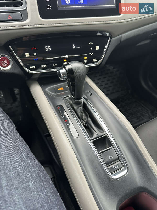Внедорожник / Кроссовер Honda HR-V 2017 в Днепре фото 44 Внедорожник / Кроссовер Honda HR-V 2017 в Днепре