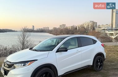 Внедорожник / Кроссовер Honda HR-V 2021 в Киеве
