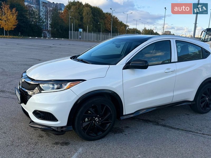 Внедорожник / Кроссовер Honda HR-V 2021 в Львове фото 13 Внедорожник / Кроссовер Honda HR-V 2021 в Львове