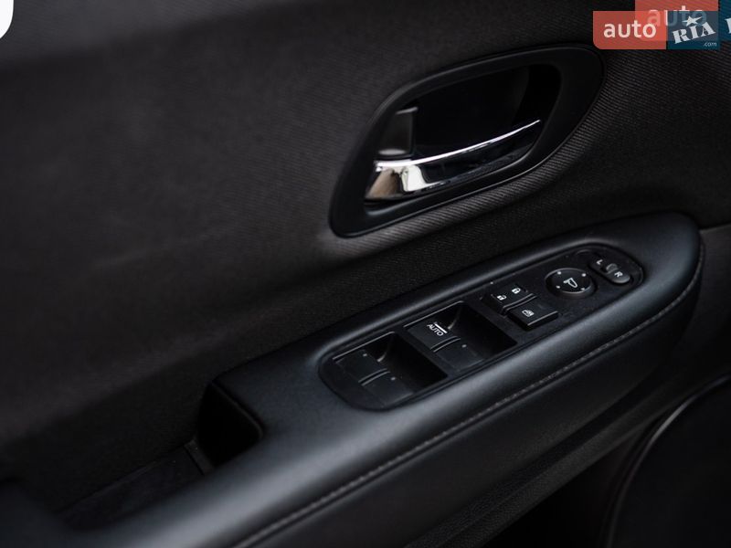 Внедорожник / Кроссовер Honda HR-V 2021 в Львове фото 27 Внедорожник / Кроссовер Honda HR-V 2021 в Львове