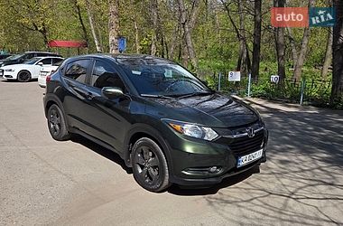 Внедорожник / Кроссовер Honda HR-V 2016 в Киеве