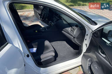 Седан Honda Insight 2019 в 