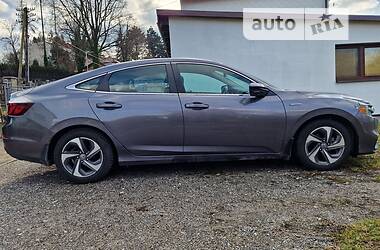 Седан Honda Insight 2018 в Ужгороде