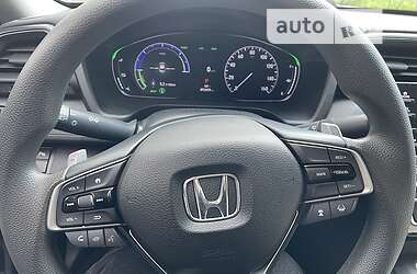 Седан Honda Insight 2018 в Измаиле