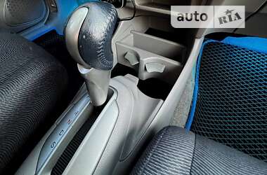Хэтчбек Honda Insight 2009 в 