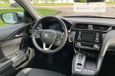 Седан Honda Insight 2018 в Ромнах