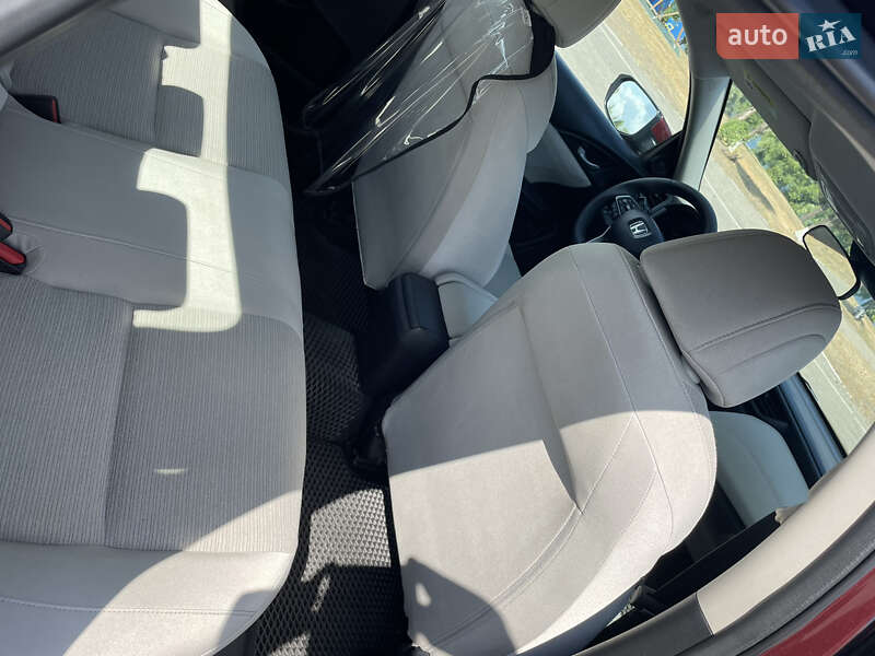 Седан Honda Insight 2018 в Каменском