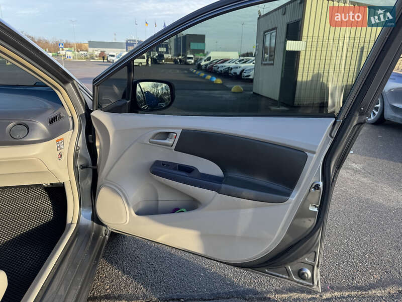 Хэтчбек Honda Insight 2010 в Львове