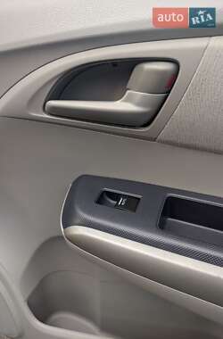 Хэтчбек Honda Insight 2009 в 