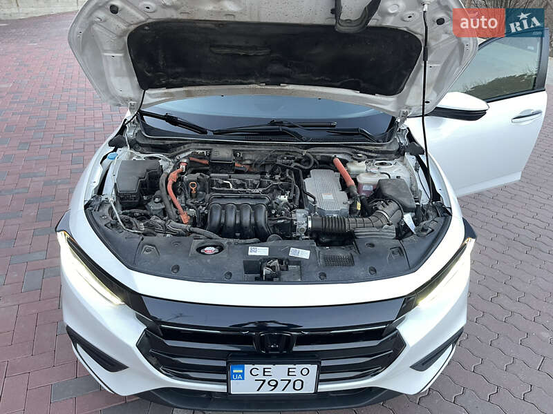 Седан Honda Insight 2018 в Чернівцях