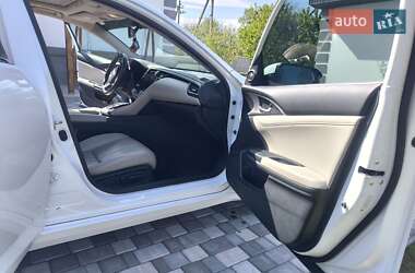 Седан Honda Insight 2018 в 