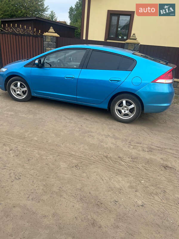 Хэтчбек Honda Insight 2009 в Сарнах