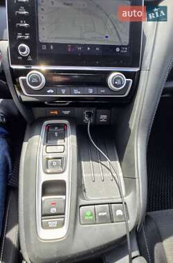 Седан Honda Insight 2019 в 