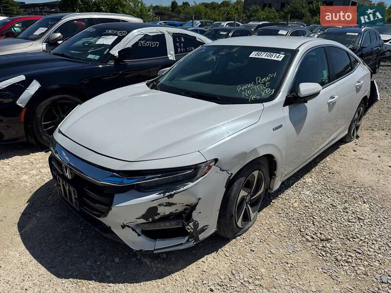 Седан Honda Insight 2021 в 