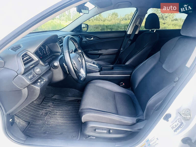 Седан Honda Insight 2020 в Николаеве