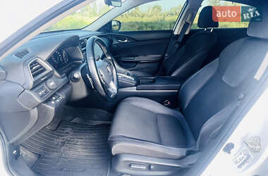 Седан Honda Insight 2020 в 