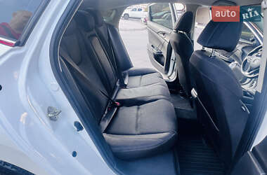 Седан Honda Insight 2020 в 