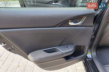 Седан Honda Insight 2020 в 
