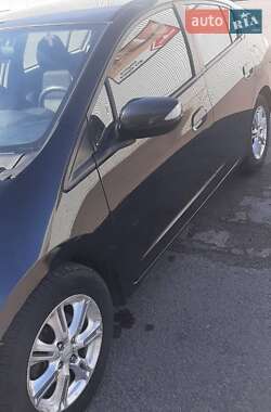 Хэтчбек Honda Insight 2010 в 