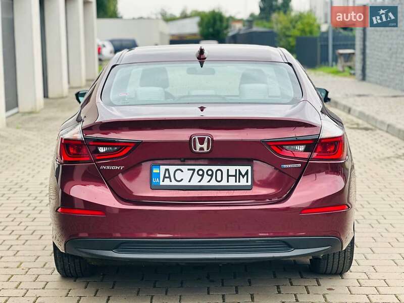 Седан Honda Insight 2018 в Луцке