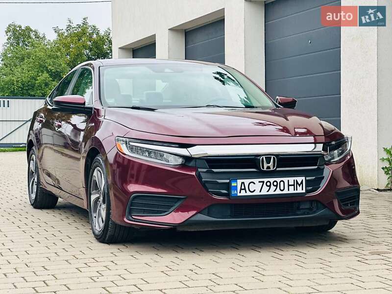 Седан Honda Insight 2018 в Луцке