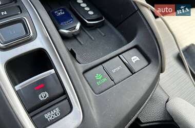 Седан Honda Insight 2018 в 